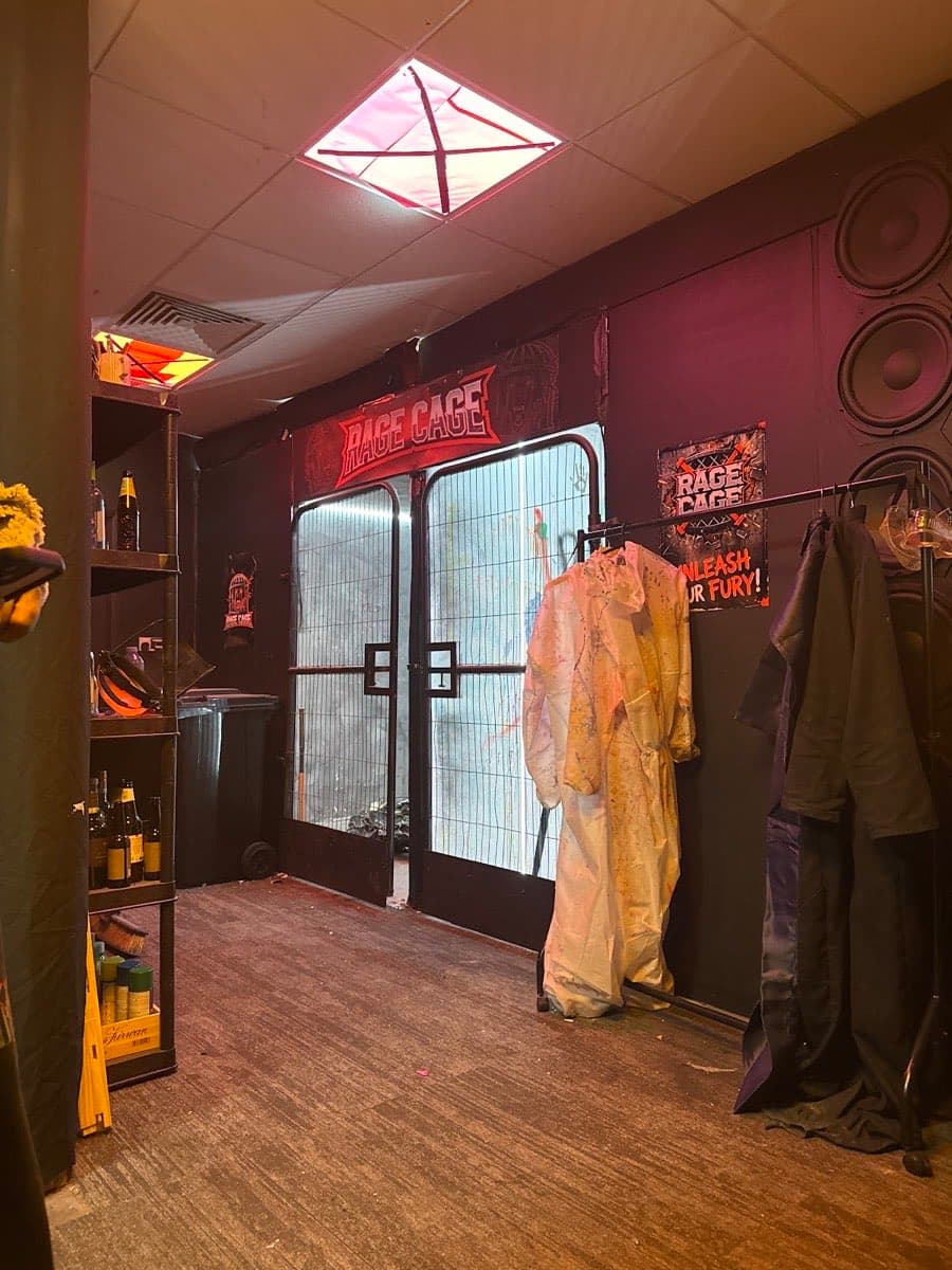 Rage Cage UK rage room in Croydon - smash room experience